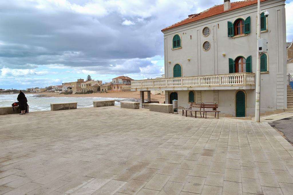 Villa Del Gelsomino Punta Secca Exterior photo
